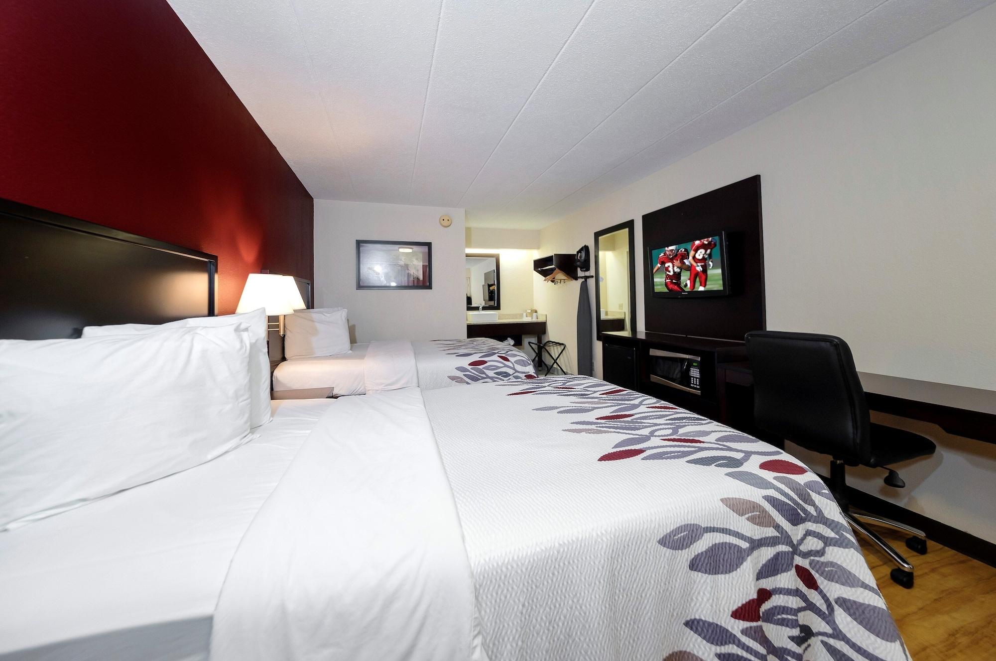 Red Roof Inn Lansing East - Msu Εξωτερικό φωτογραφία