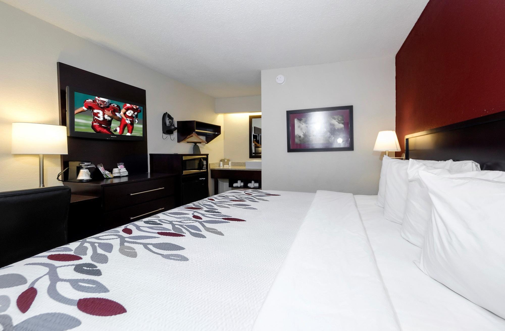 Red Roof Inn Lansing East - Msu Εξωτερικό φωτογραφία